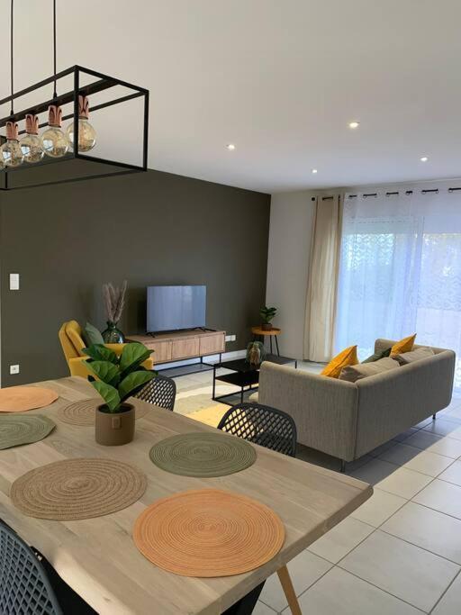 Charmante Villa Châtellerault Kültér fotó